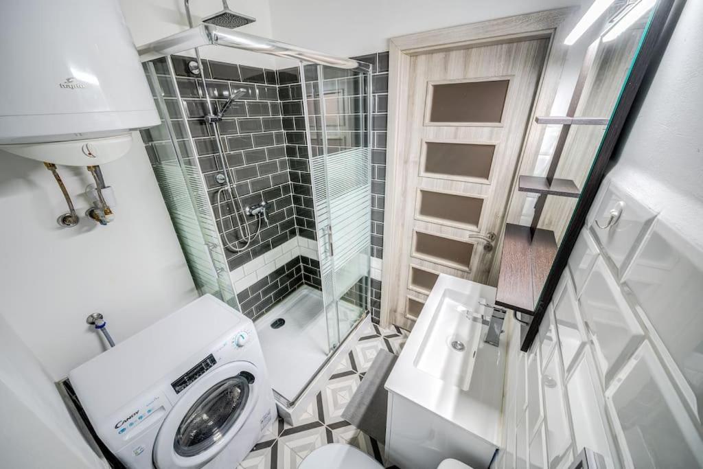 Danube Bank Hideaway Apartment บูดาเปสต์ ภายนอก รูปภาพ